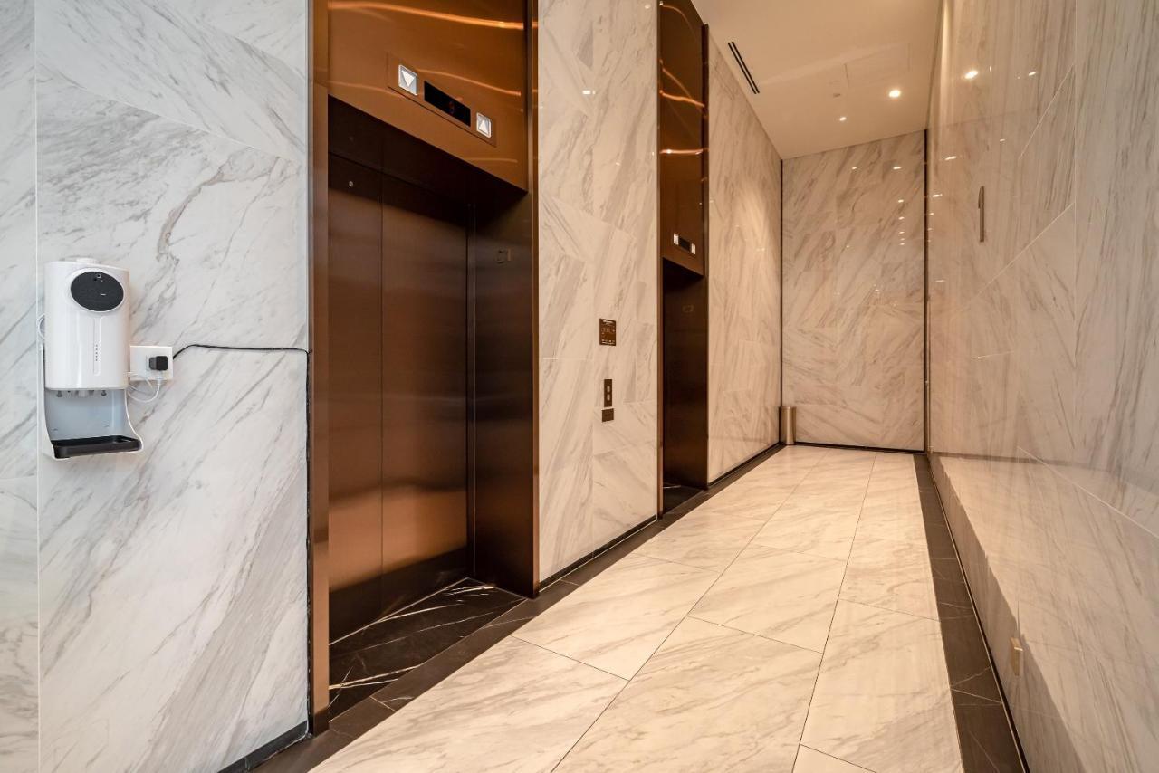 The Metropole Residences Apartment